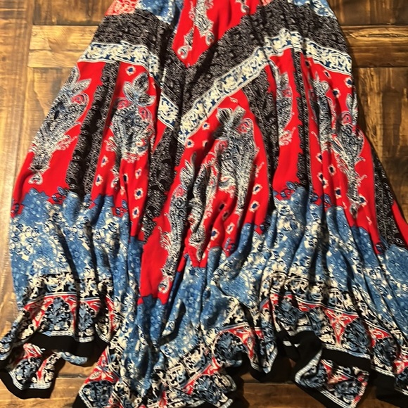 Size L boho asymmetrical bottom dress EUC - Picture 3 of 4